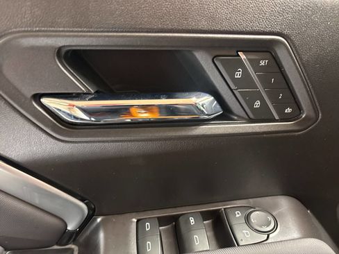 Used 2025 Chevrolet Colorado Z71 w/ Z71 Convenience Package 2 image 20