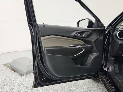 New 2026 Chevrolet Trax ACTIV w/ Driver Confidence Package FWD image 31
