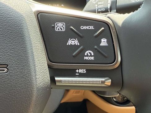 New 2026 Lexus ES 500e AWD/4WD image 18