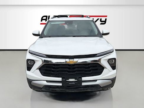 Used 2024 Chevrolet TrailBlazer LT w/ Convenience Package image 2