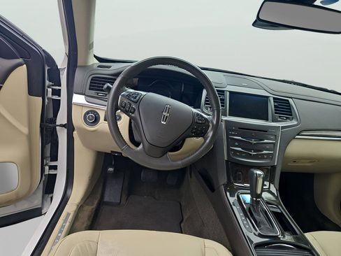 Used 2014 Lincoln MKS AWD w/ Equipment Group 101A image 21