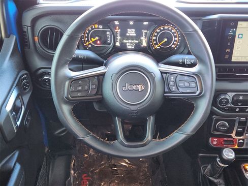 Used 2024 Jeep Gladiator Mojave image 29