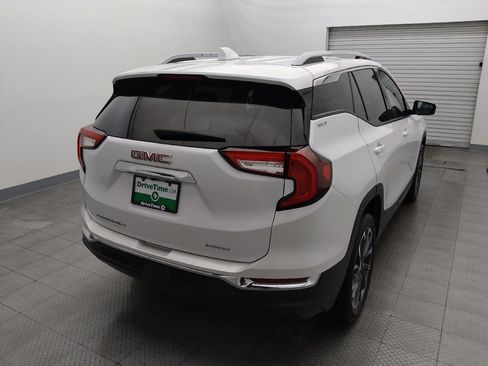 Used 2024 GMC Terrain SLT w/ LPO, Floor Liner Package image 7