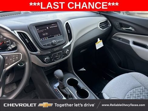 Used 2024 Chevrolet Equinox LS w/ Driver Confidence II Package FWD image 18