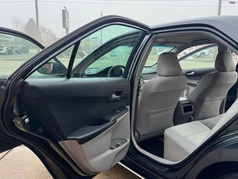 Used 2012 Toyota Camry LE image 17
