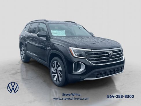New 2026 Volkswagen Atlas SE FWD image 1