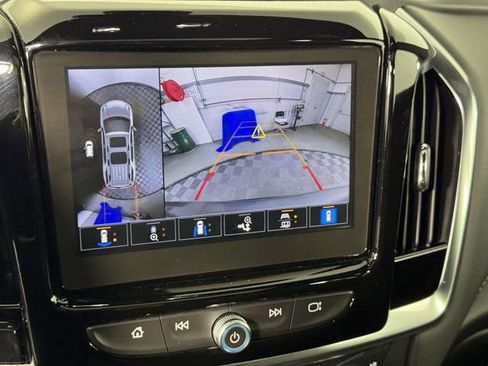 Used 2024 Chevrolet Traverse Premier w/ Redline Edition AWD/4WD image 26