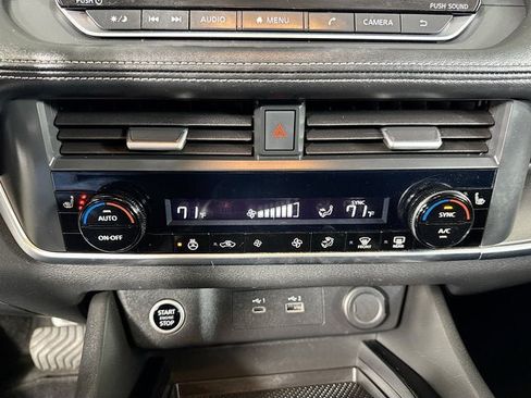 Certified 2023 Nissan Rogue SV w/ SV Premium B Package AWD/4WD image 13