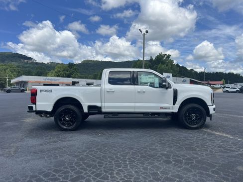 New 2025 Ford F350 Lariat w/ Lariat Ultimate Package image 4
