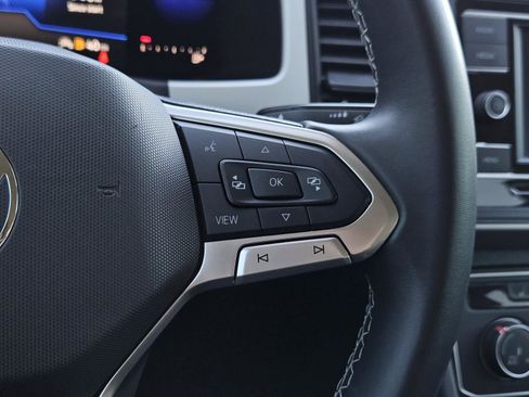 Used 2022 Volkswagen Atlas SE image 16