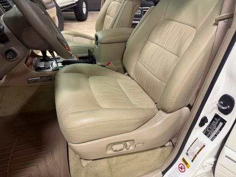 Used 2006 Lexus LX 470 4WD image 22
