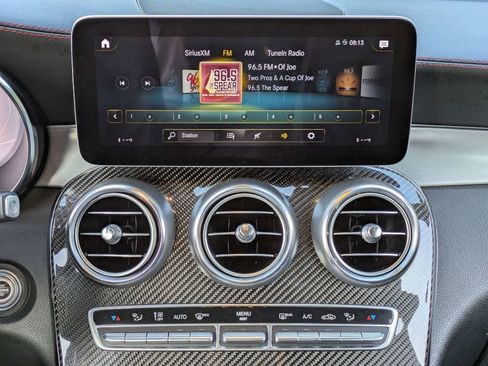 Used 2020 Mercedes-Benz GLC 43 AMG 4MATIC image 19