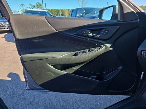 Used 2024 Chevrolet Malibu LT image 30