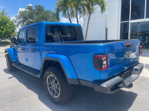 Used 2022 Jeep Gladiator Overland w/ Popular Equipment Package AWD/4WD image 34