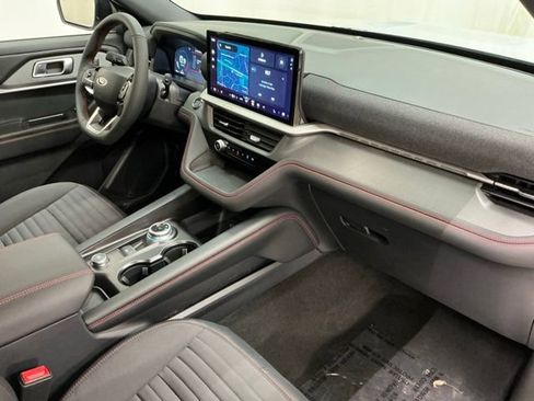New 2026 Ford Explorer ST-Line w/ ST-Line Street Pack image 21
