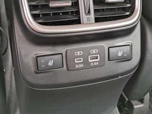 Certified 2025 Subaru Legacy Limited image 14