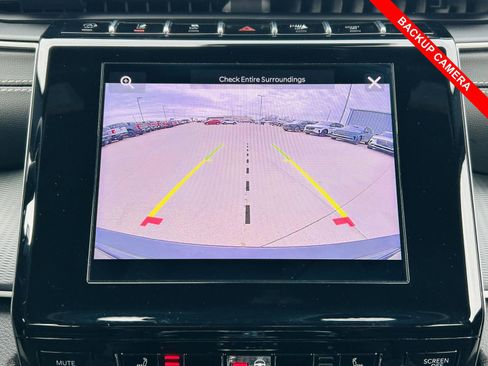 Used 2023 Jeep Grand Cherokee Altitude image 10