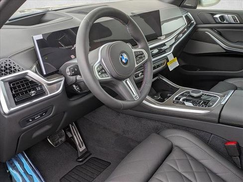 New 2026 BMW X5 M60i w/ Climate Comfort Package AWD/4WD image 3