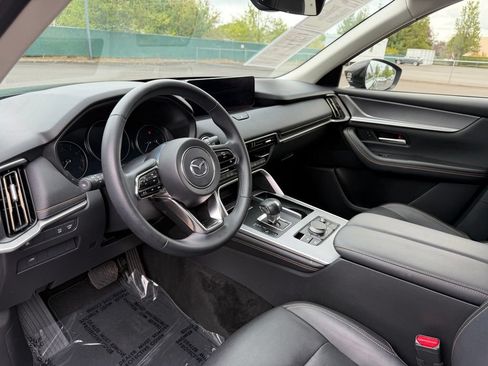 Used 2024 MAZDA CX-90 3.3 Turbo w/ Preferred Plus AWD/4WD image 16
