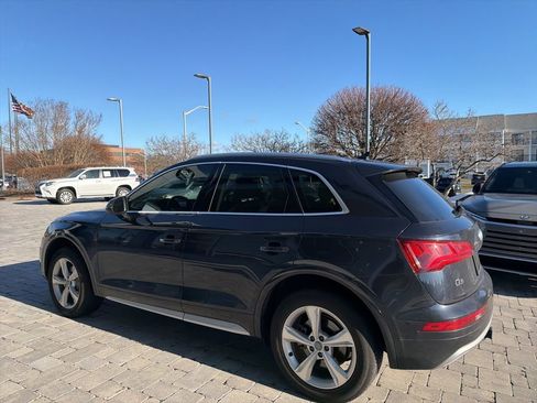 Used 2020 Audi Q5 2.0T Premium w/ Convenience Package image 17