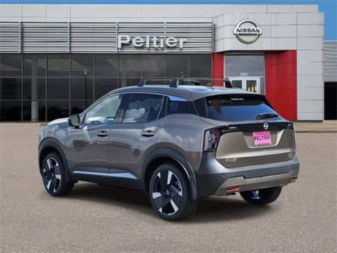 New 2025 Nissan Kicks SR w/ Illumination Package image 3