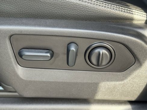 Used 2022 GMC Sierra 1500 Denali w/ Denali Premium Package image 21