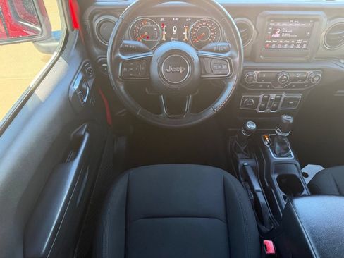 Used 2018 Jeep Wrangler Unlimited Sport S AWD/4WD image 10
