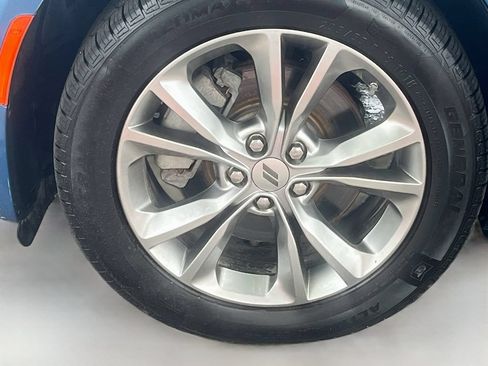 Used 2022 Dodge Charger SXT AWD/4WD image 30
