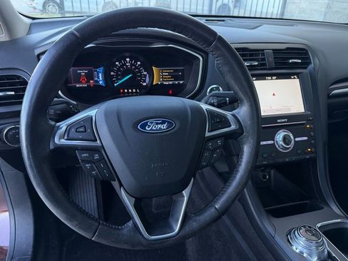 Used 2019 Ford Fusion Energi Titanium image 10