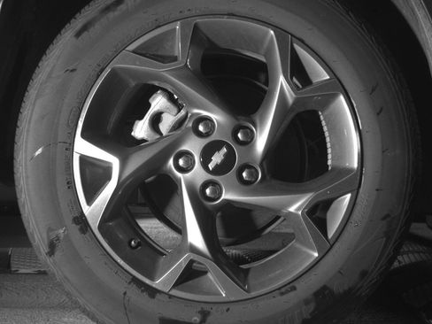 Used 2025 Chevrolet Trax LT w/ LT Convenience Package FWD image 15