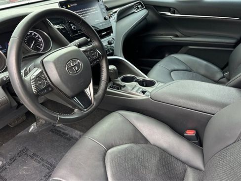 Used 2021 Toyota Camry XSE image 10