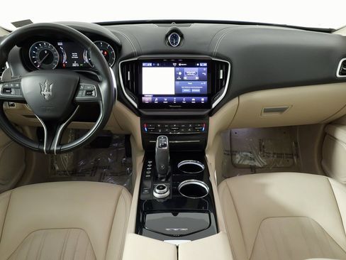 Used 2022 Maserati Ghibli Modena image 43