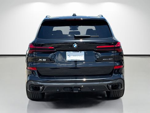 New 2026 BMW X5 xDrive40i w/ M Sport Package AWD/4WD image 4