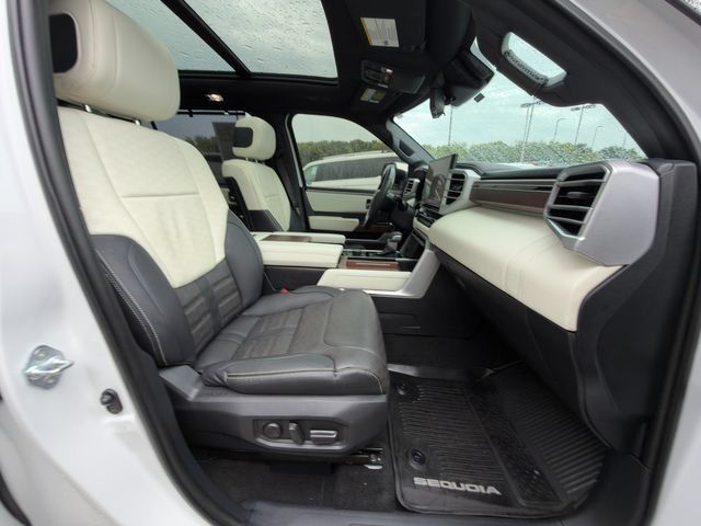 Used 2023 Toyota Sequoia Capstone AWD/4WD image 11