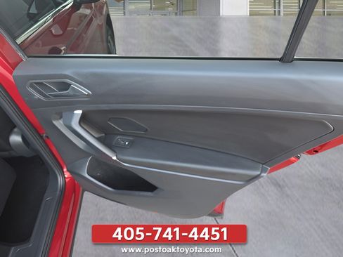 Used 2020 Volkswagen Tiguan SE FWD image 27