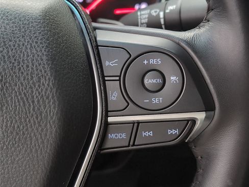 Used 2020 Toyota Camry XSE image 22