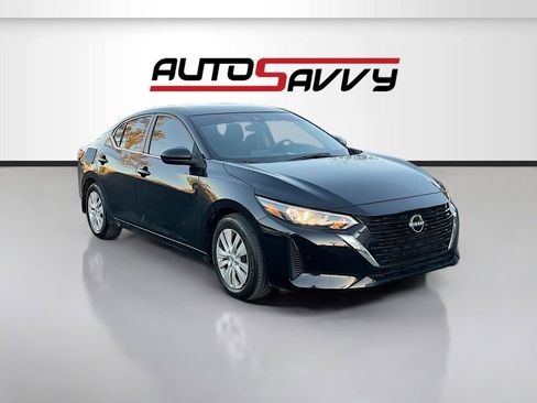 Used 2025 Nissan Sentra S FWD image 1