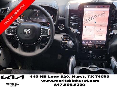 Used 2025 RAM 1500 Laramie AWD/4WD image 10