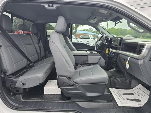 New 2026 Ford F450 XL w/ XL Chrome Package image 10