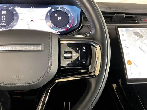 Used 2025 Land Rover Range Rover Sport Dynamic SE image 19