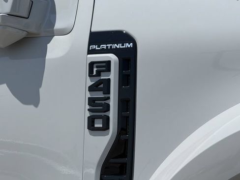 Used 2026 Ford F450 Platinum w/ FX4 Off-Road Package AWD/4WD image 55
