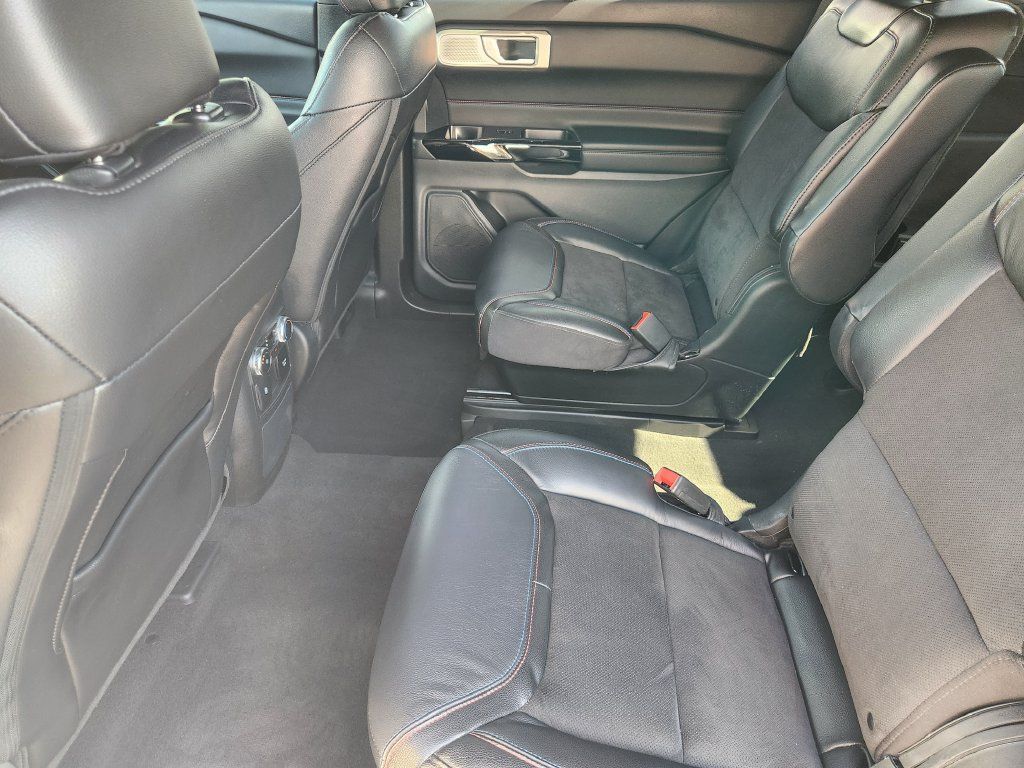 Used 2023 Ford Explorer ST w/ Equipment Group 401A RWD image 31