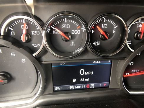 Used 2021 Chevrolet Tahoe LT image 15