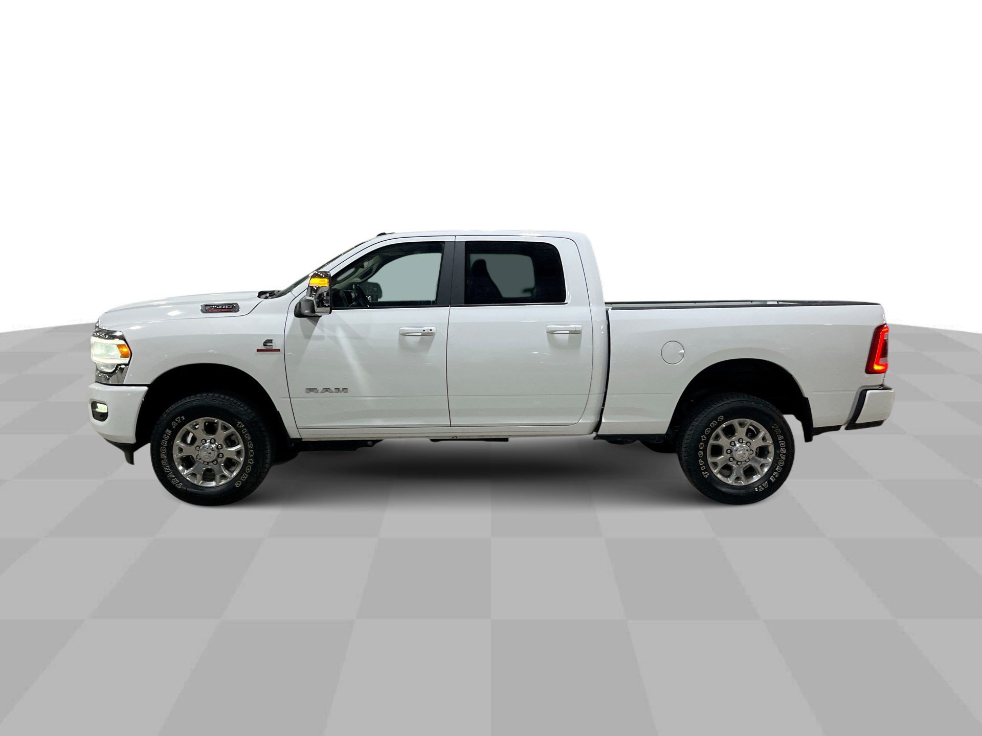 Used 2024 RAM 2500 Laramie w/ Safety Group AWD/4WD image 6