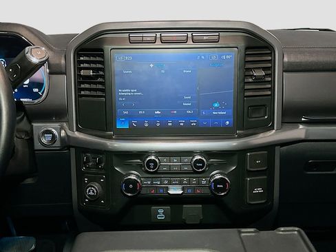 Certified 2022 Ford F150 Lariat AWD/4WD image 11