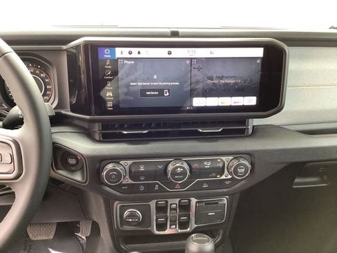 New 2026 Jeep Gladiator Sport image 17