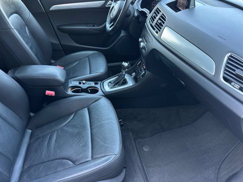 Used 2018 Audi Q3 2.0T Premium w/ Convenience Package AWD/4WD image 16