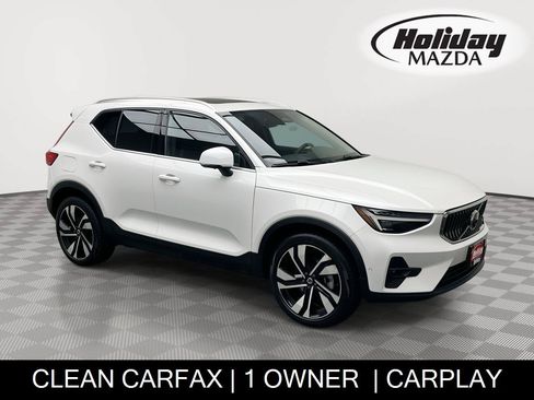 Used 2023 Volvo XC40 B5 Ultimate w/ Protection Package Premier AWD/4WD image 1