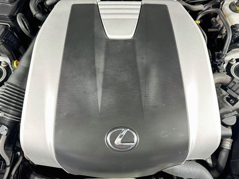 Used 2022 Lexus IS 350 F Sport RWD image 30