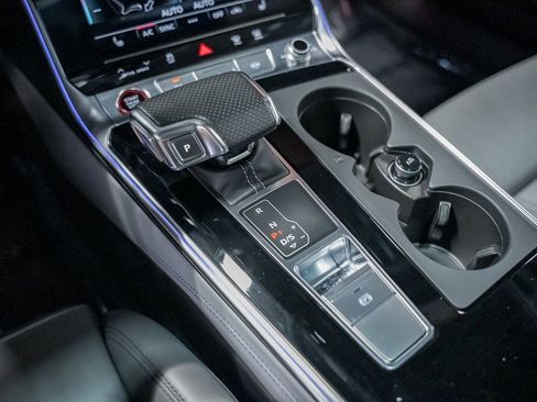 Used 2023 Audi S6 Prestige image 55